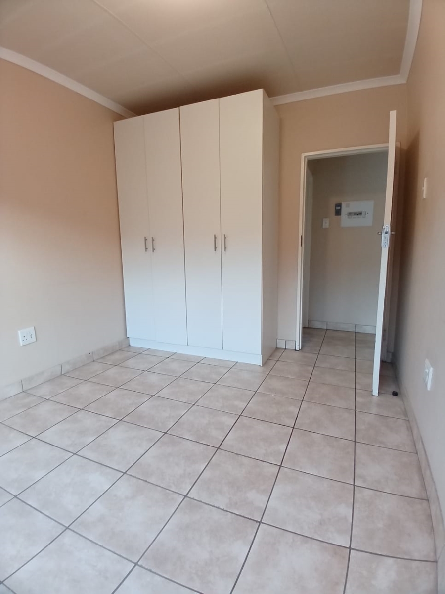 1 Bedroom Property for Sale in Vaalpark Free State